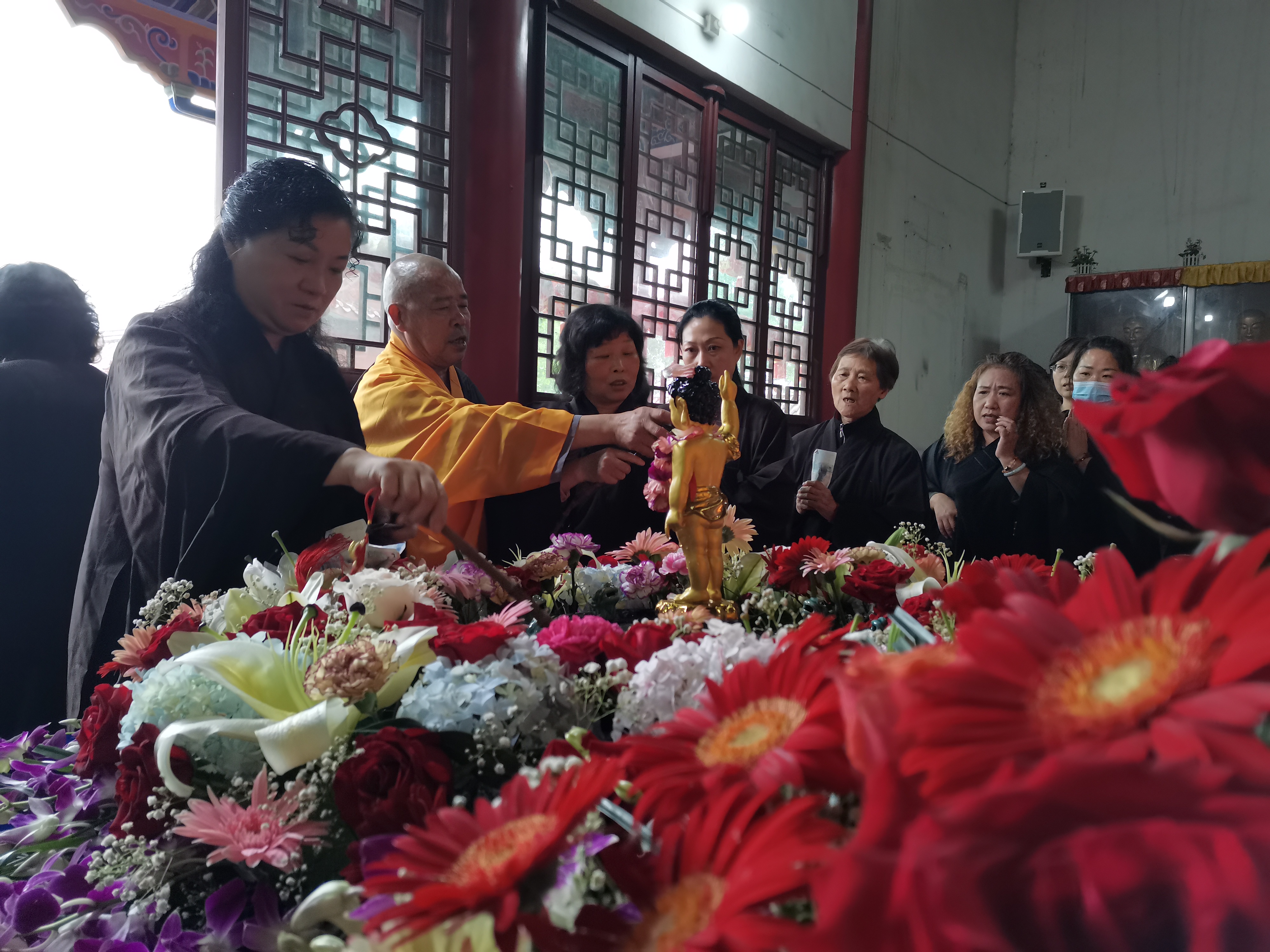 赢乐Ⅴl释迦牟尼佛圣诞法会圆满